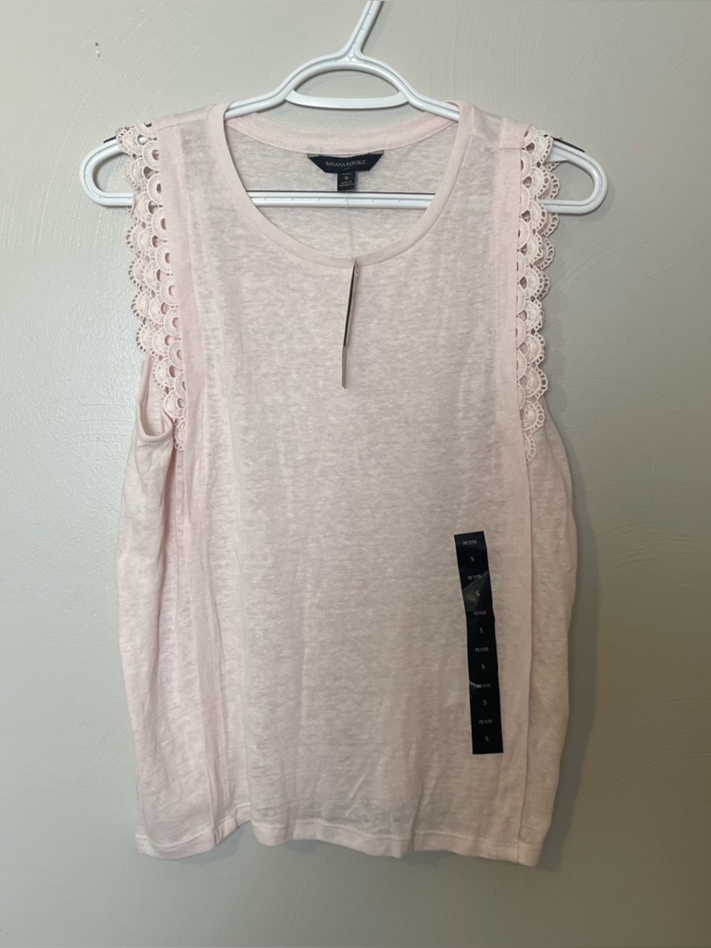 Banana Republic pink tank size small new with tags